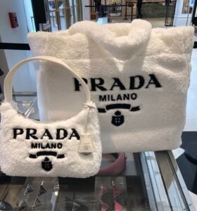 prada-tote-bag