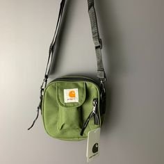 carhartt-crossbody-bag