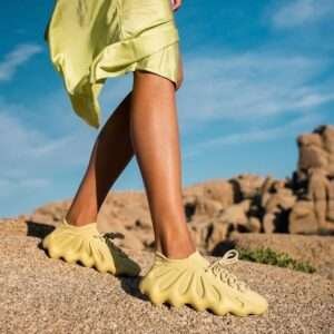 Women's-Yeezy-Shoes