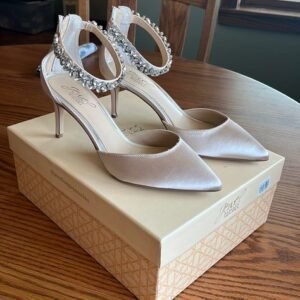 Von-Maur-Women's-Shoe