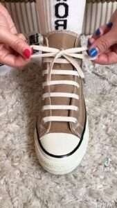 white-shoe-laces